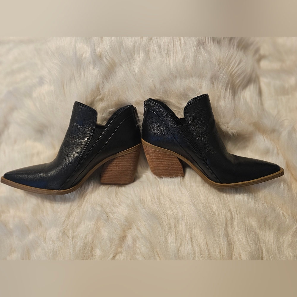 Vince Camuto Black Leather Heeled Boots